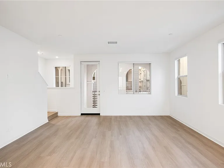 32040 Paseo Vienta — Photo 10