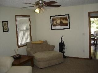 442 Lee Dr, Liberty, MO 64068