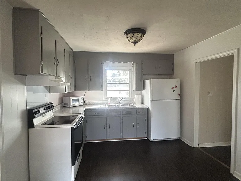 1125 Martin St — Photo 16