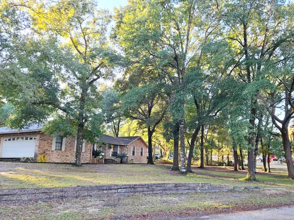 108 Mohawk Trl, Crestview, FL 32536