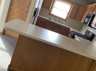 2725 Pleasant View Dr APT 202, Dubuque, IA 52001