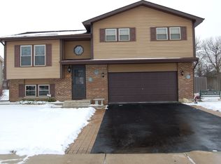 7547 W Inverness Ln, Frankfort, IL 60423