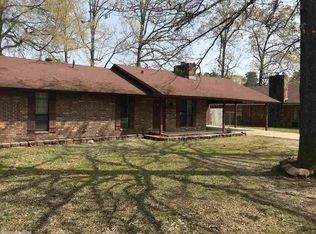 6003 Davis Dr, Pine Bluff, AR 71603