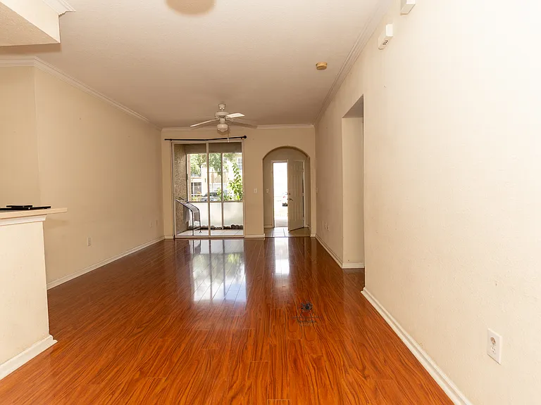 10075 Gate Pkwy N #2202 — Photo 9