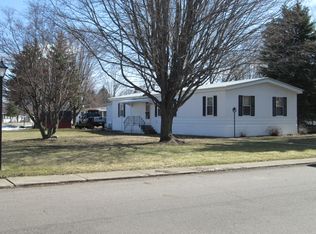 3020 Old Farm Rd, Kalamazoo, MI 49004