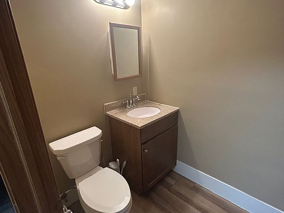 2nd image of 12 2nd St NE Unit 4