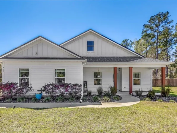 410 Parkside Cir, Crawfordville, FL 32327