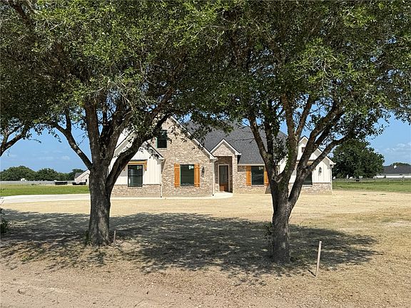 4th image of 6788 Ellehue Ln