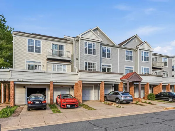 20432 Cool Fern Sq, Ashburn, VA 20147