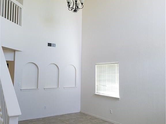 3rd image of 14032 Warren Belin Dr