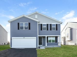 1417 Summit Ln, Pingree Grove, IL 60140