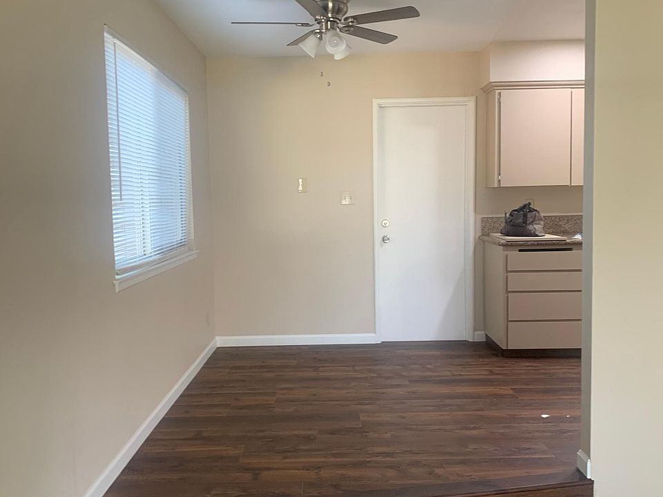 Dining room with new luxury vinyl flooring