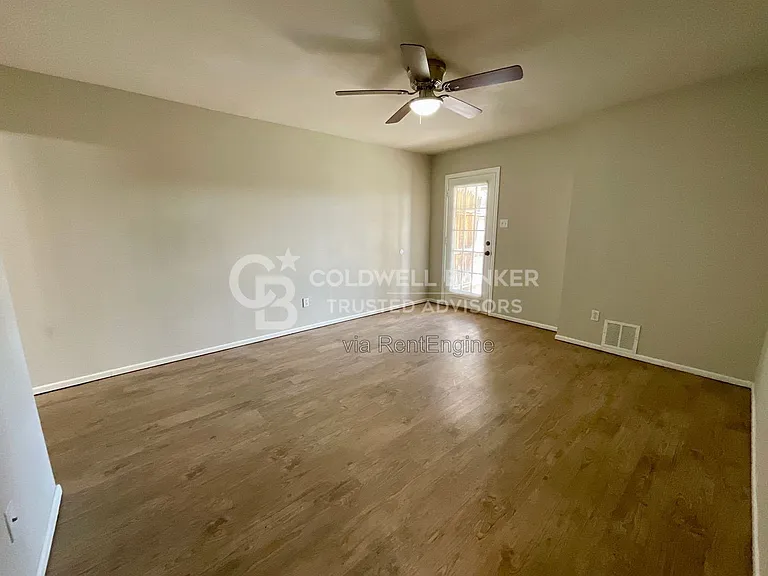 3415 49th St #B — Photo 6