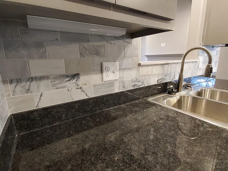 2315 W Margaret St — Photo 17