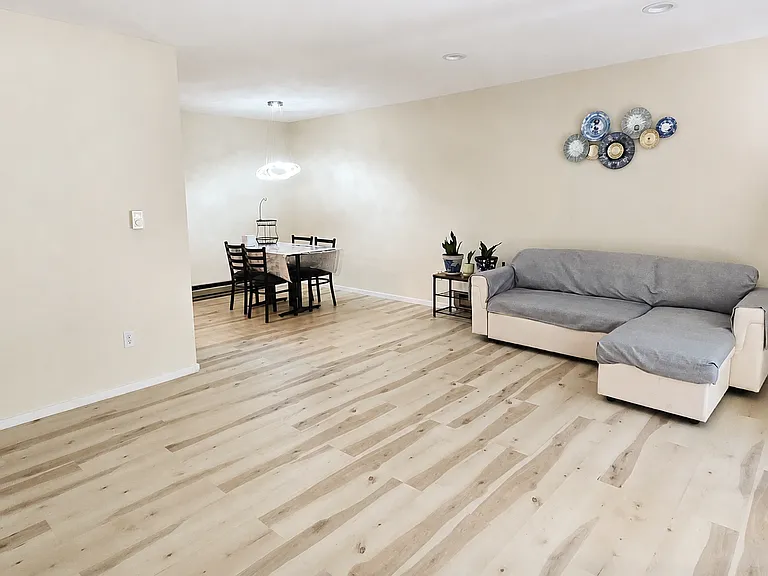 10455 Des Moines Memorial Dr S #405 — Photo 3