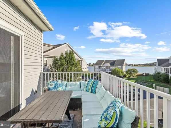 30380 Crowley Dr Unit 417, Ocean View, DE 19970