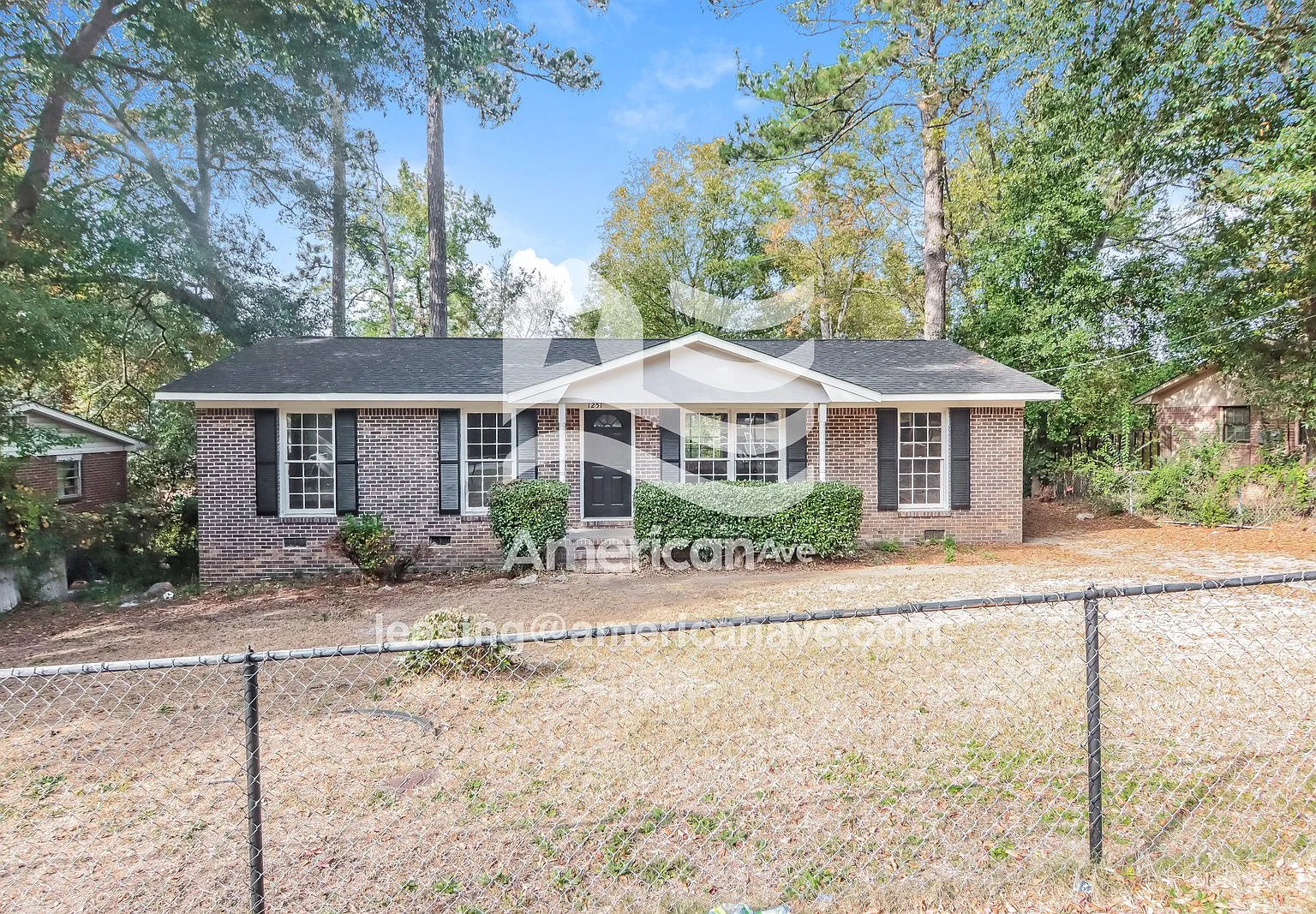 4 bed, 1.5 bath, 1250 sqft, $1,450 — Photo 1
