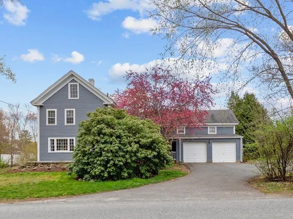 74 Granite St, Medfield, MA 02052
