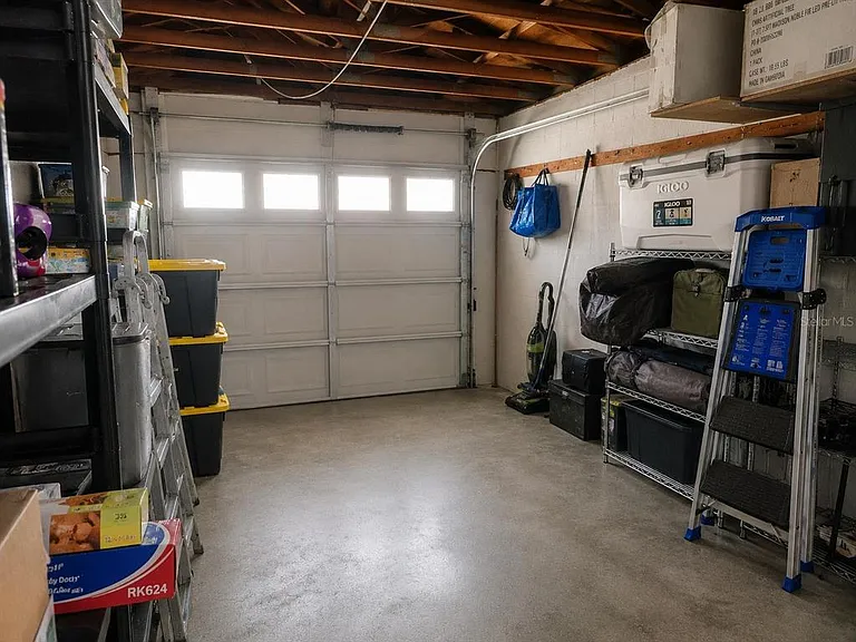 1714 Prince Philip St — Photo 30