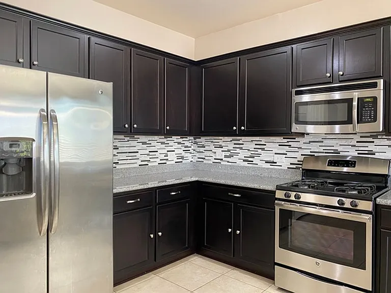 3411 W Tailfeather Dr — Photo 16