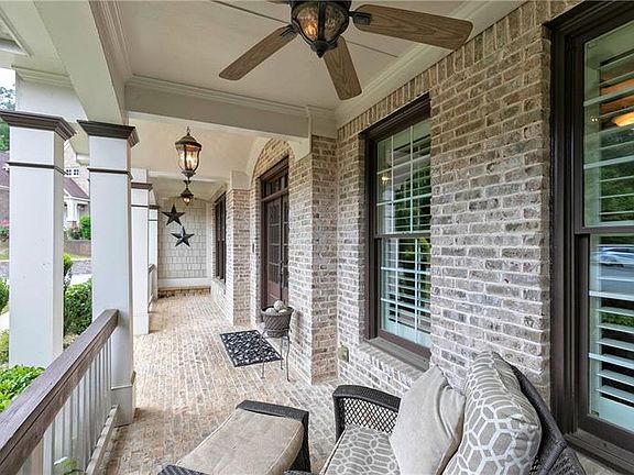 3rd image of 4965 Millwood Dr