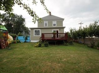 39 Doane St, Lowell, MA 01851