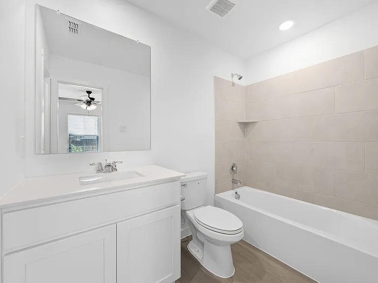 1209 Misty Brook Dr — Photo 22
