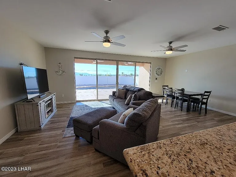 3255 Silver Saddle Dr — Photo 10