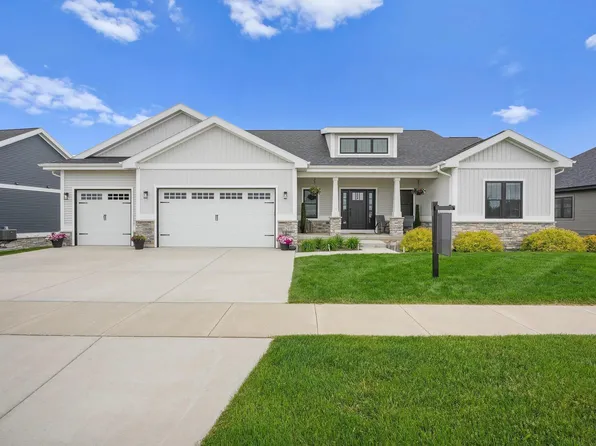 6249 Fountainhead Cir, Deforest, WI 53532