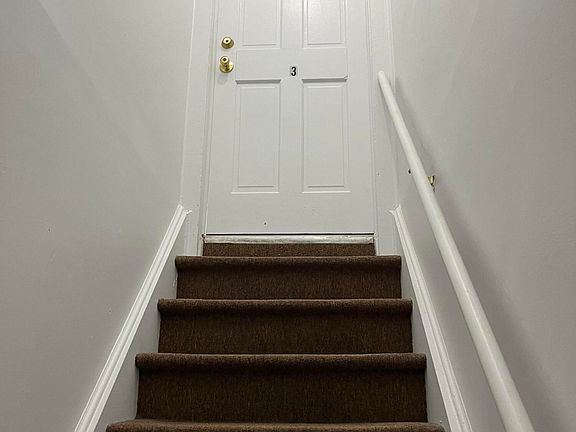 2nd image of 406 Highway 35 APT 3