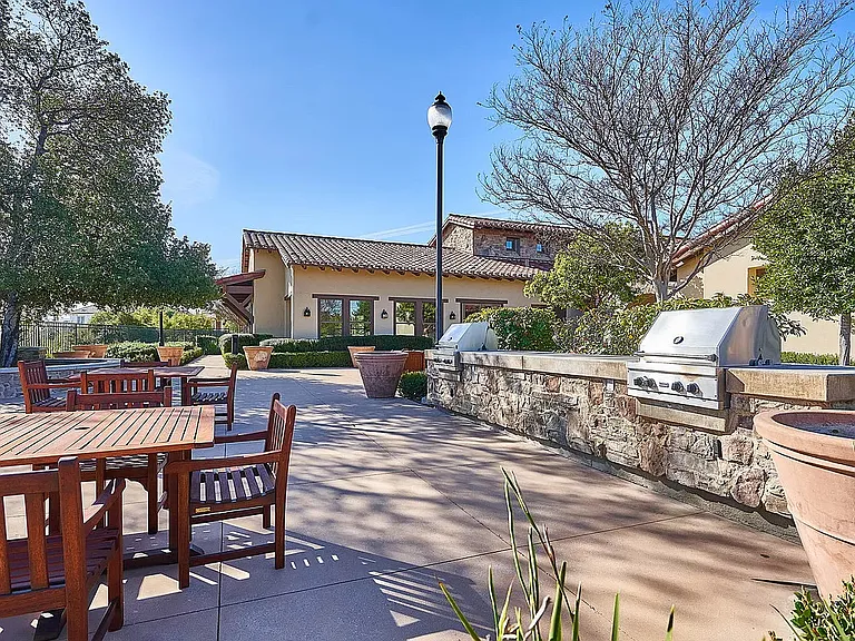 Westridge Community Amenities - BBQ Area