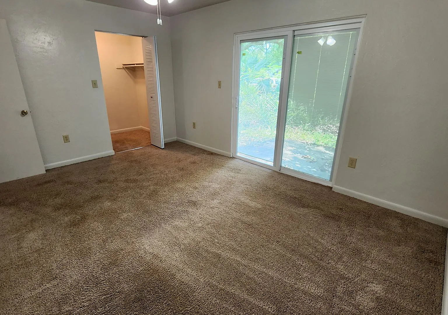 1239 Duplex — Photo 1