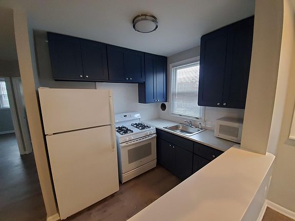 4th image of 8722 Glenloch St Floor 2