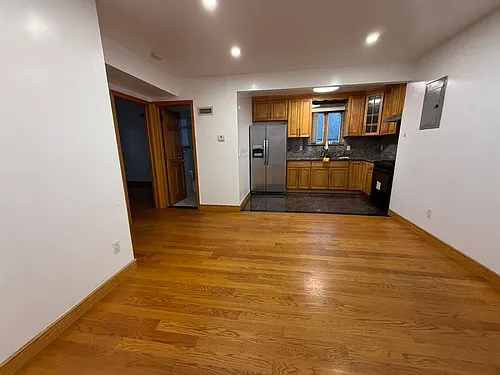6047 255th St Photo 1