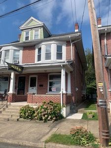345 Hanover St, Bethlehem, PA, 18018