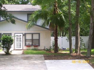 8605 Knightsbridge Cir E, Jacksonville, FL 32244