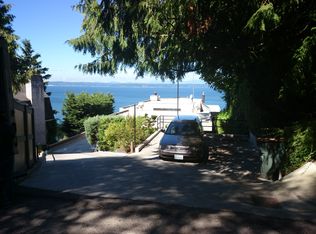 2853 Perkins Ln W, Seattle, WA 98199