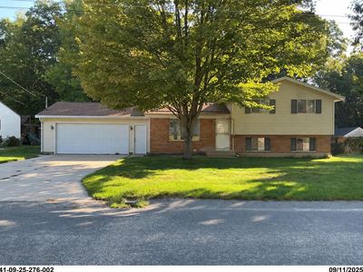 4906 Stony Creek Ave NW, Comstock Park, MI, 49321