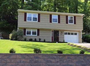 40 Vail Rd, Landing, NJ 07850