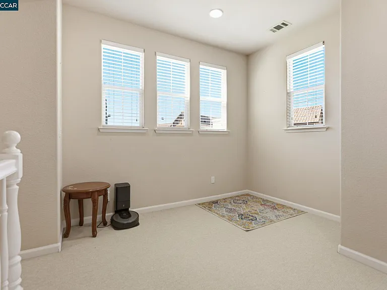 165 Paddington Ct — Photo 23