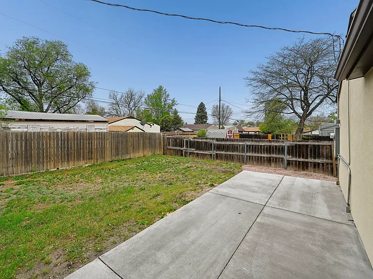 309 Redwood Dr — Photo 19