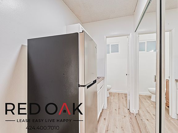 5th image of 4061 McLaughlin Ave #3