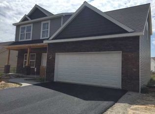 6939 Deer Ridge Dr, Temperance, MI 48182