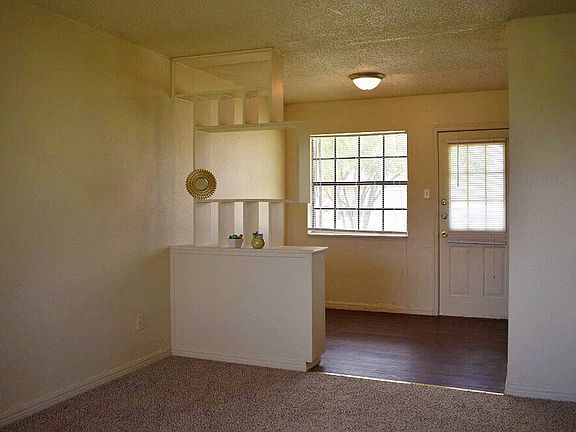 Entry Way with Window