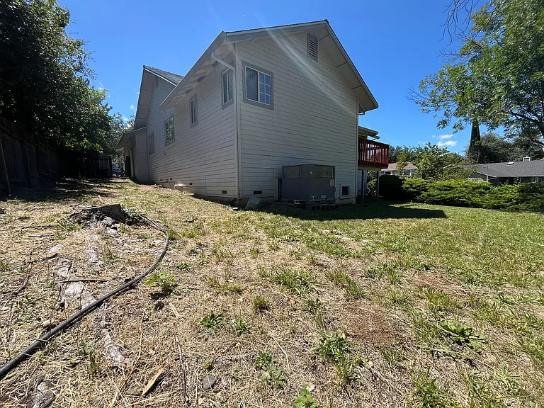 1905 Kinvarra Way — Photo 7