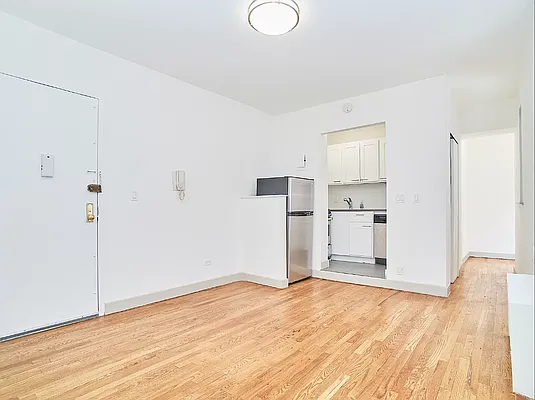 Rented by Living New York | media 16