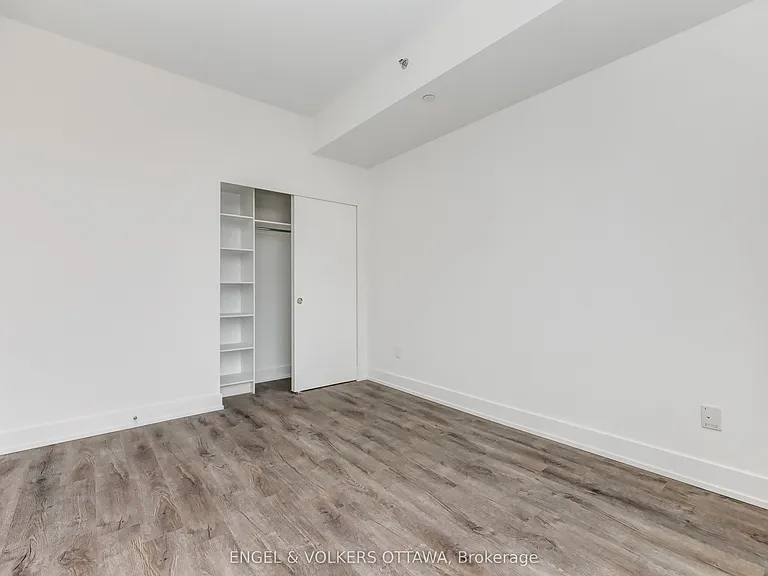 280 Crichton St #302 — Photo 20