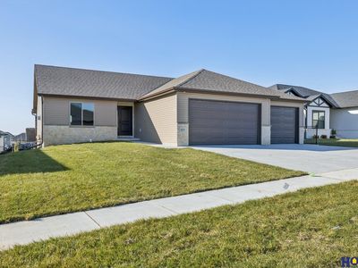 1035 Kantor Ln, Hickman, NE, 68372