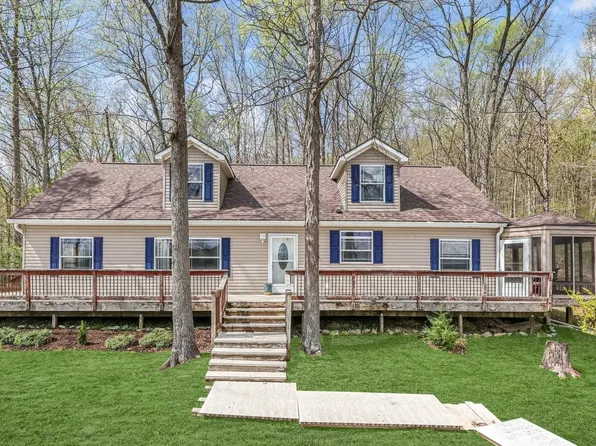 8597 E Wilderness Trl, Unionville, IN 47468