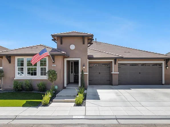 4052 Flint Ave, Clovis, CA 93619
